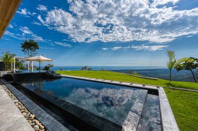 17 Acres Private Estate With Two Homes with Panoramic Views image 4