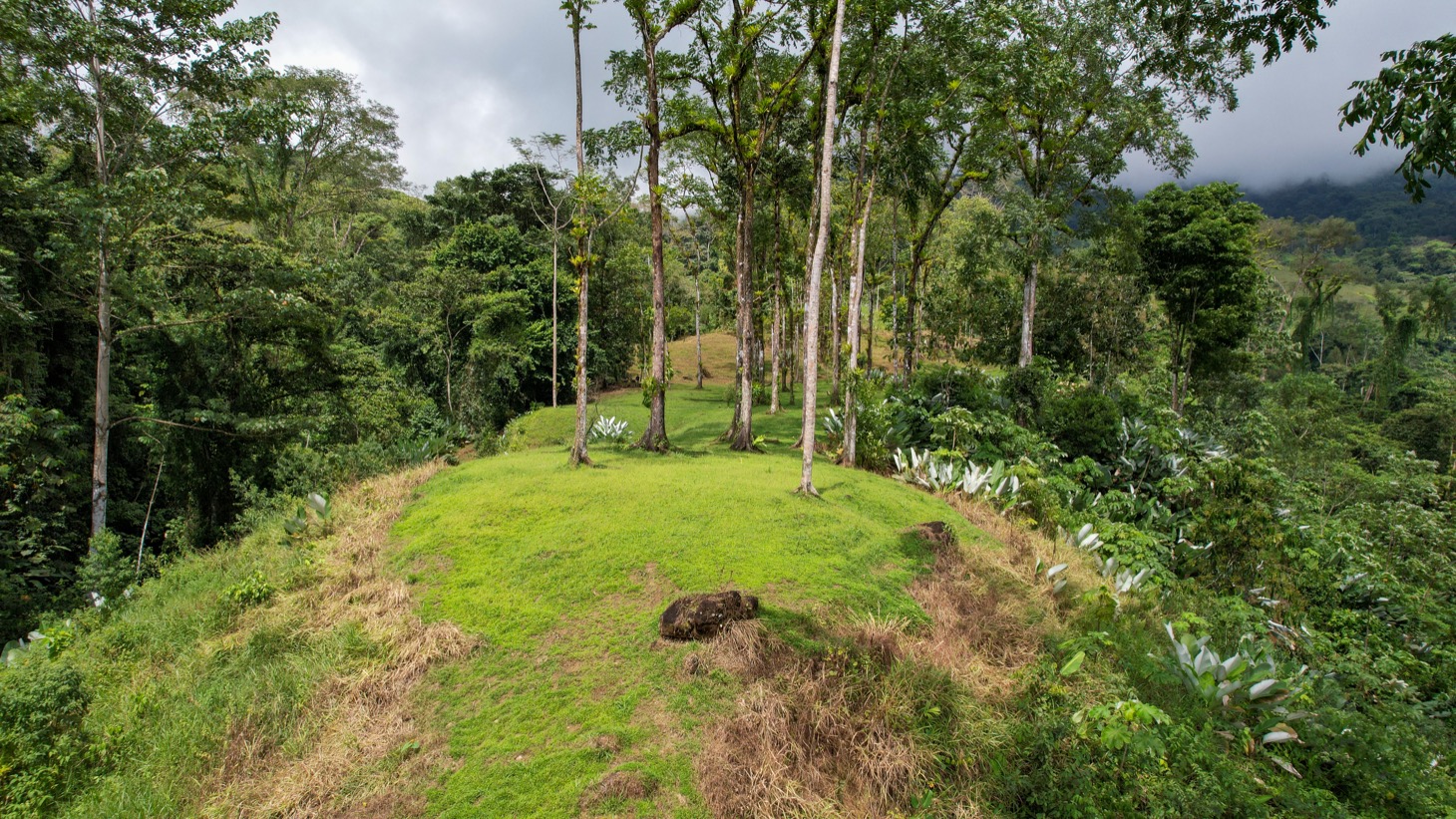 Secluded 4.5-Hectare Riverfront Oasis Near Hatillo & Dominical – Dos Bocas, Costa Rica selected