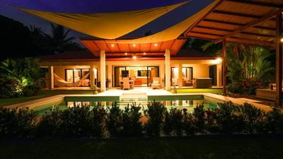 Modern 2-Bedroom Home for Sale in Ojochal, Costa Ballena image 2