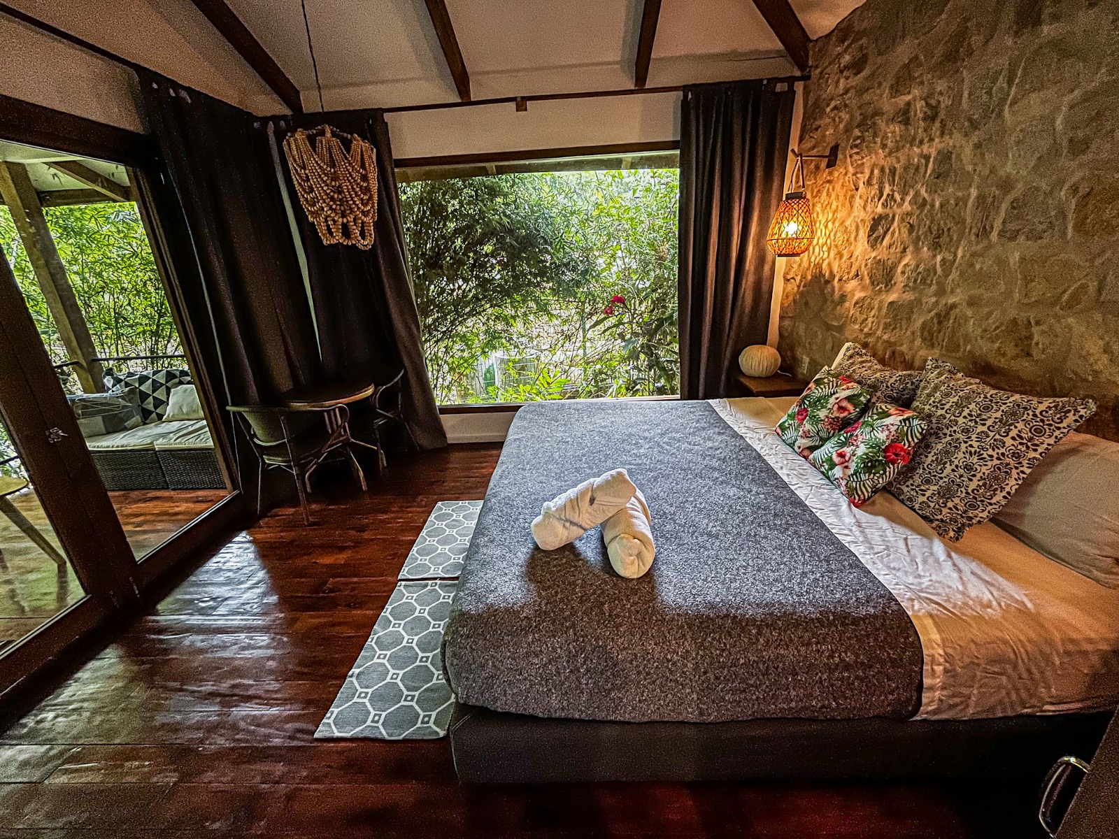 Charming Rustic Hotel Surrounded by Nature – Prime Location Minutes from the Beach selected
