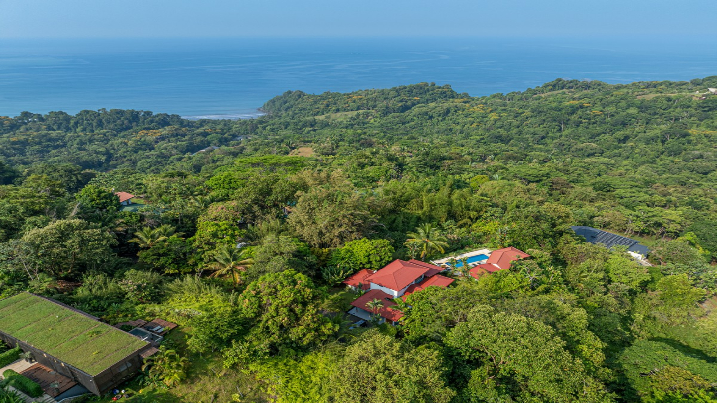 3 Bedroom Elegant Home With Guest Suite & Sweeping Ocean Views selected