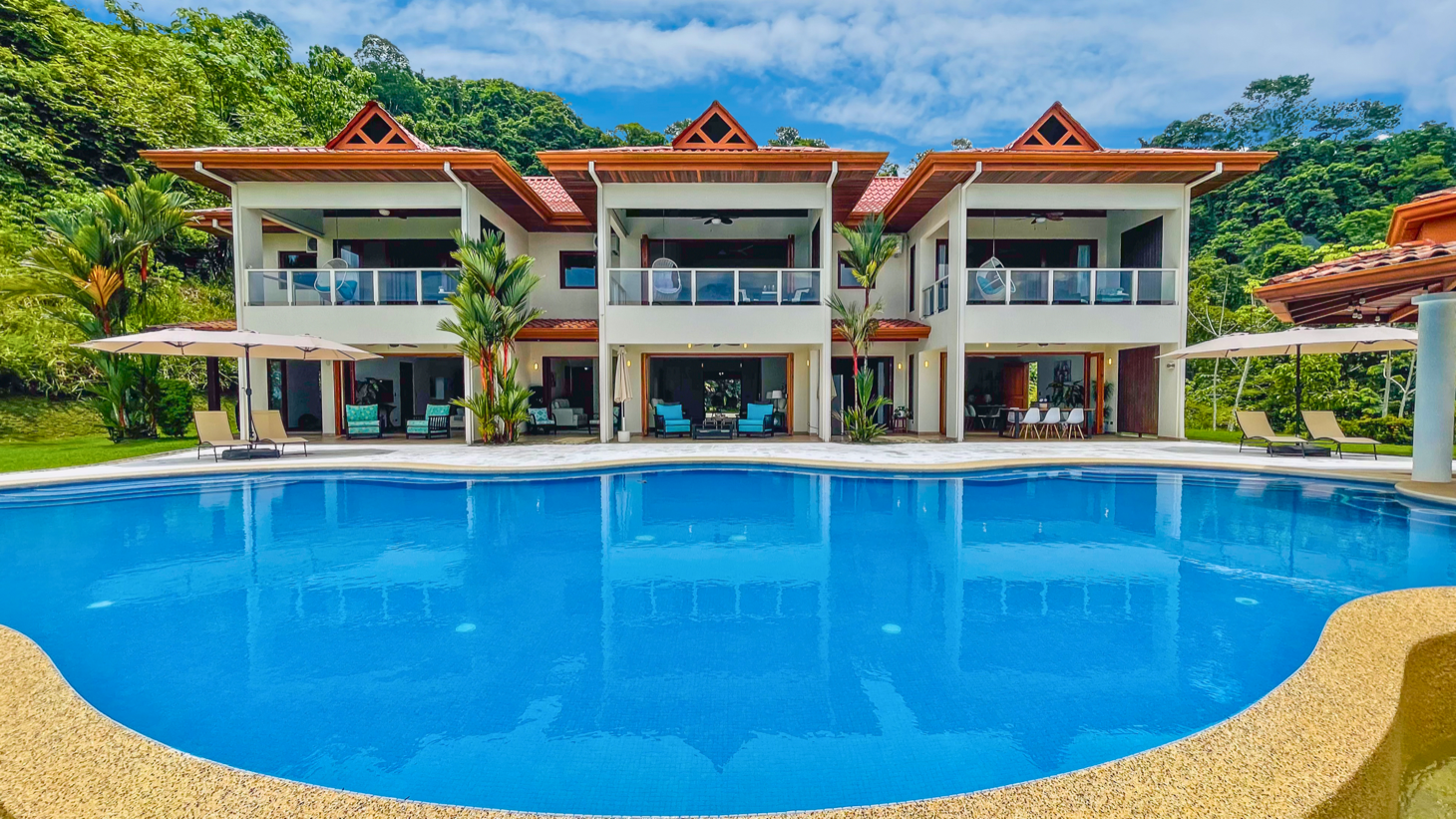 Luxury Ocean View Estate in Ojochal, Costa Rica — 6-Suite Home with Infinity Pool, Ideal for Wellness Retreats or Boutique B&B selected