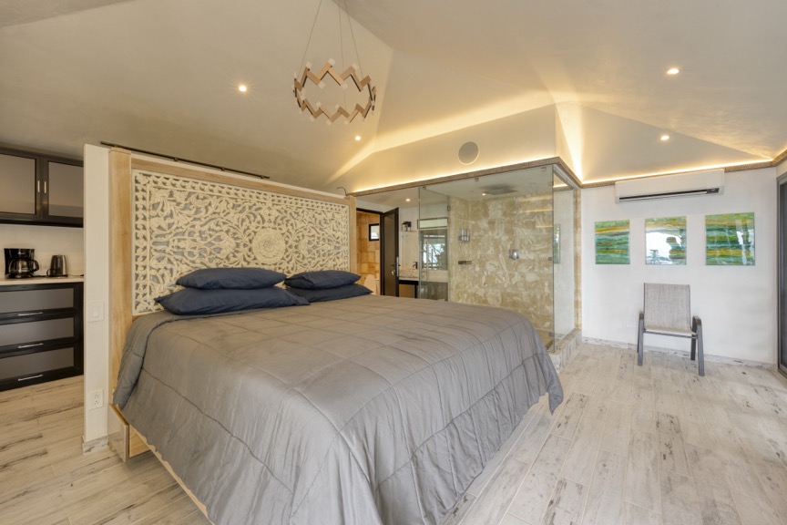 Casa Condor – A Sky-High Sanctuary Overlooking Uvita’s Whale Tail selected
