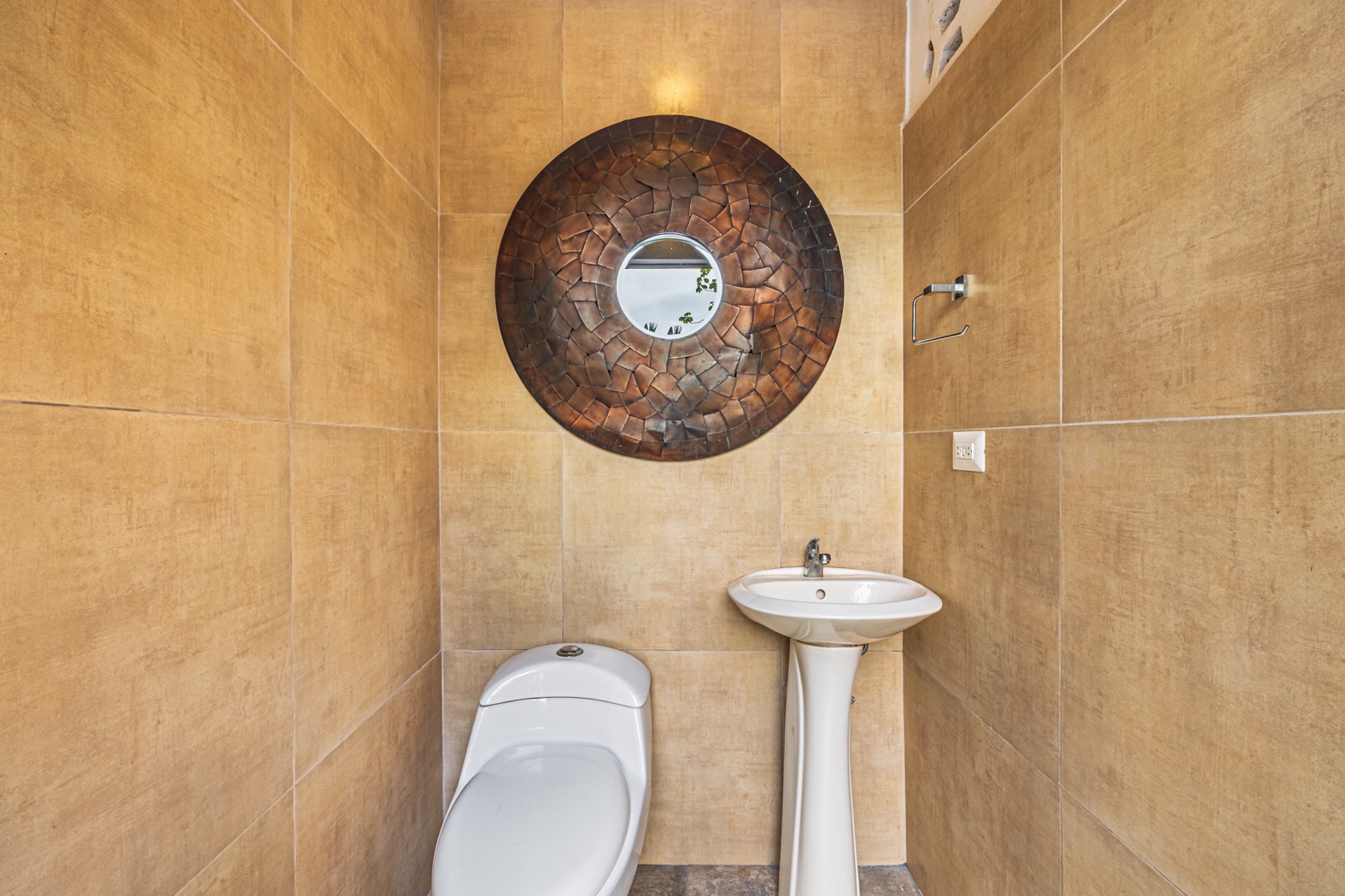 Modern Villa with Infinity Pool, Rancho & Expansion Potential in Prime Uvita Location selected