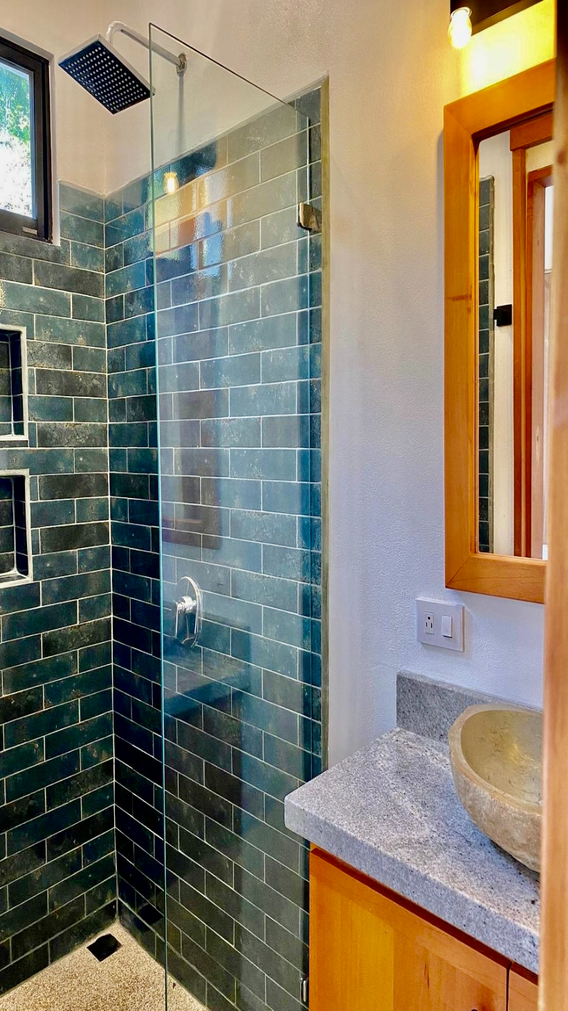 Private River Side Home Only Minutes From The Beach selected