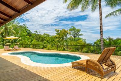 Casa Blanca – Renovated Hacienda-Style Home with Ocean Views in Uvita image 3