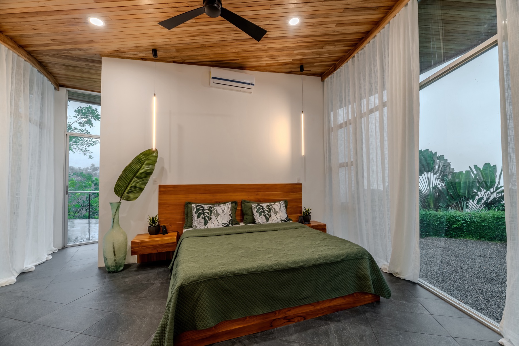 The Glass House: A Luxury Home for Sale in Ojochal, Costa Rica selected