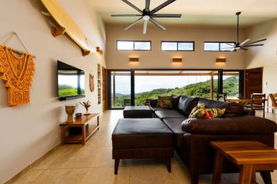 Private Mountain Home With Ocean Views Above Lagunas image 3
