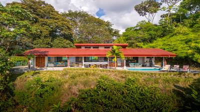 Spectacular Ocean-View Home and Guest Villa in Prime Ojochal Location image 2