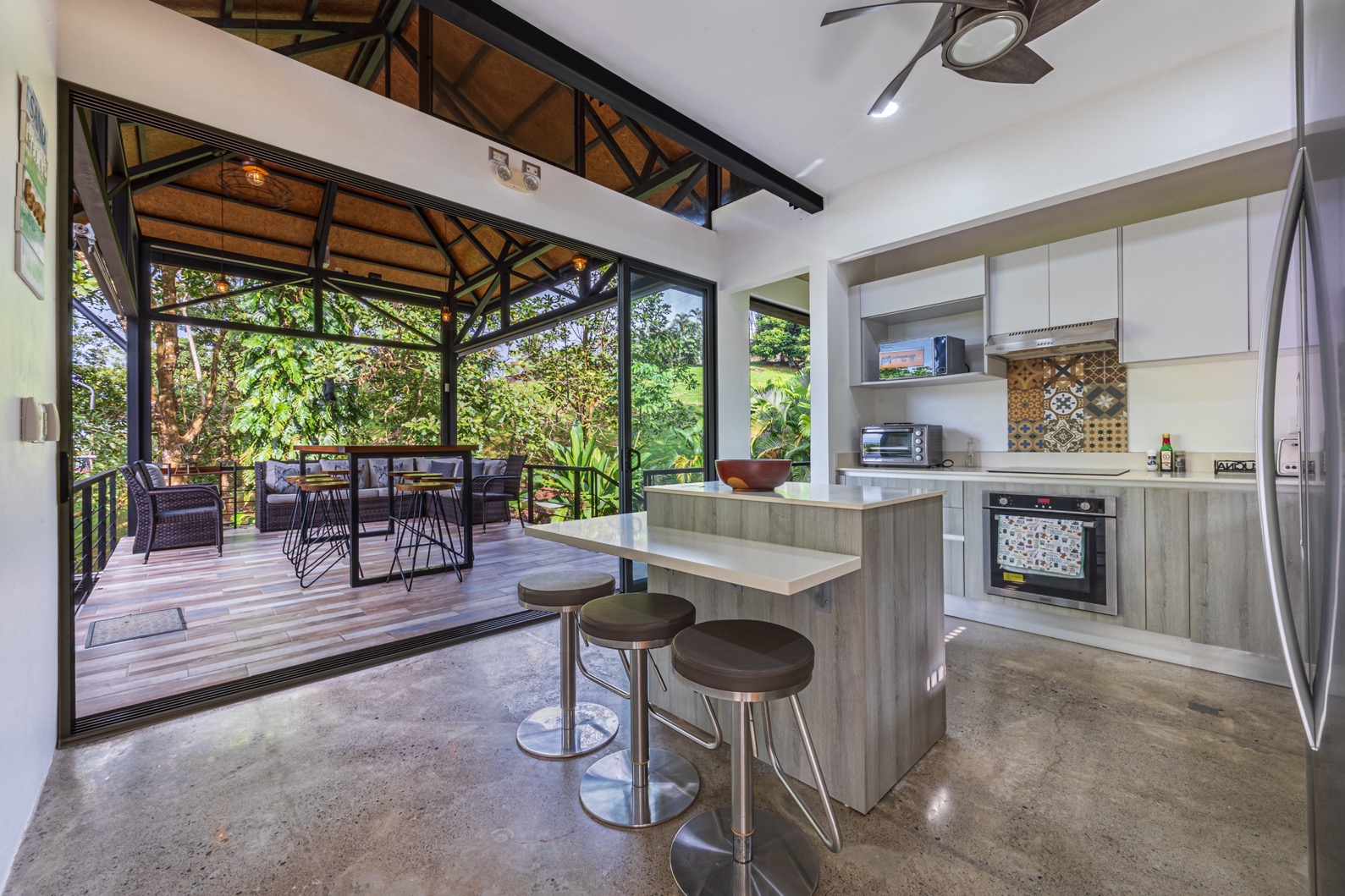 Modern Villa with Infinity Pool, Rancho & Expansion Potential in Prime Uvita Location selected