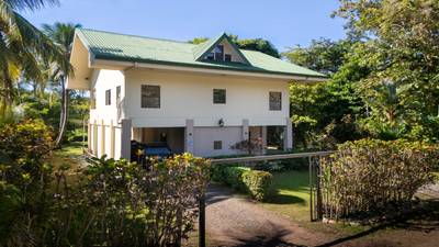 Casa Brisa de La Playa, 2 Bedroom Home Just Steps From the Beach! image 3