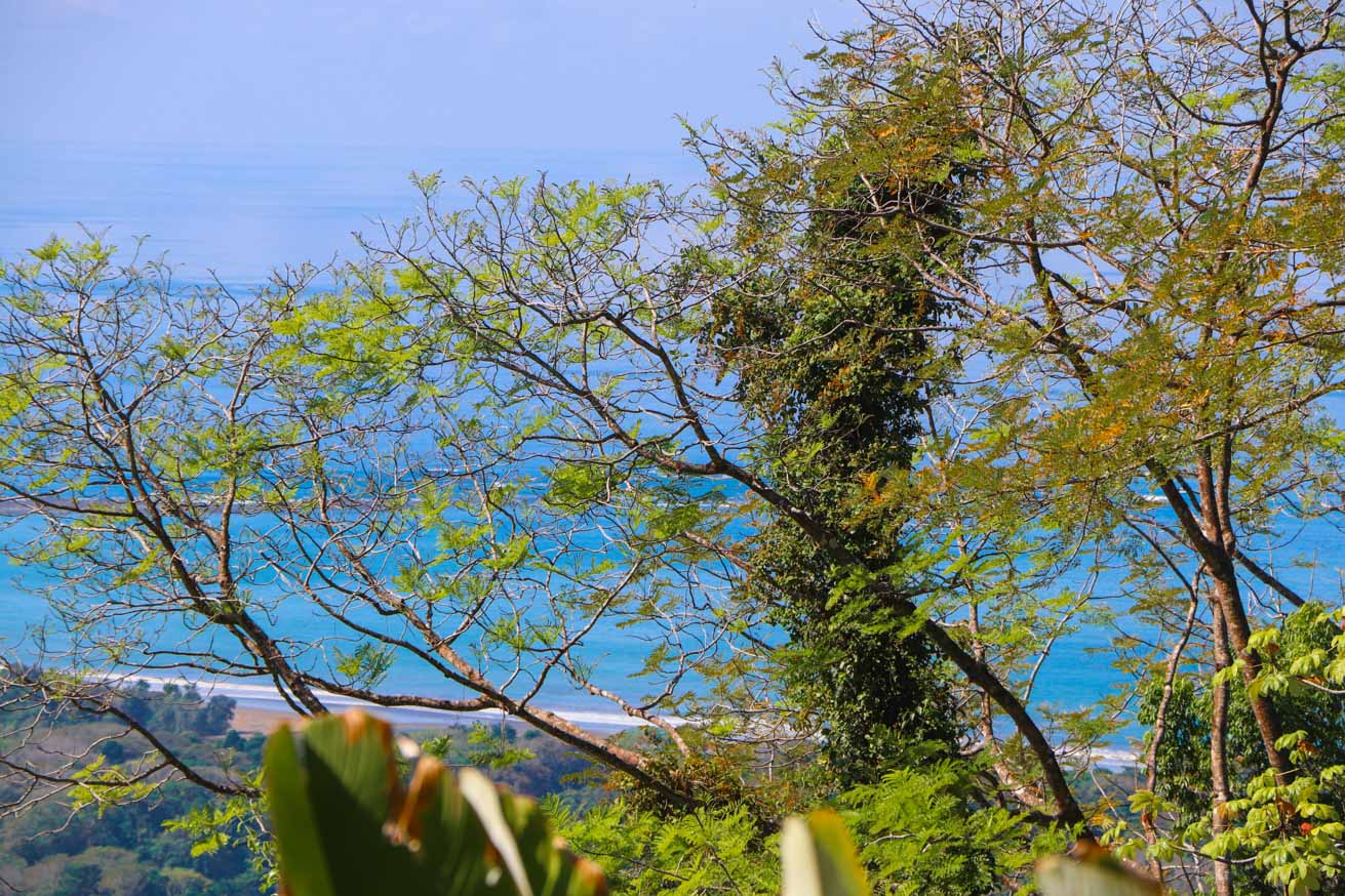 Large Uvita Lot with Whale’s Tail Ocean Views, Sunsets & Legal Water – Ready to Build selected