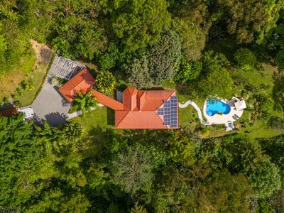 Villa Allamanda — Solar-Powered Luxury Retreat with Ocean Views in the Mountains of Tres Ríos image 2