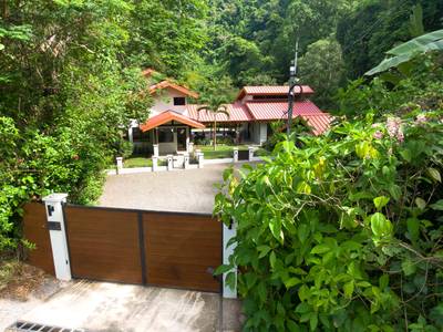 Luxury Waterfall-View Estate with Guest Casita in the Rainforest Hills of Dominical image 2