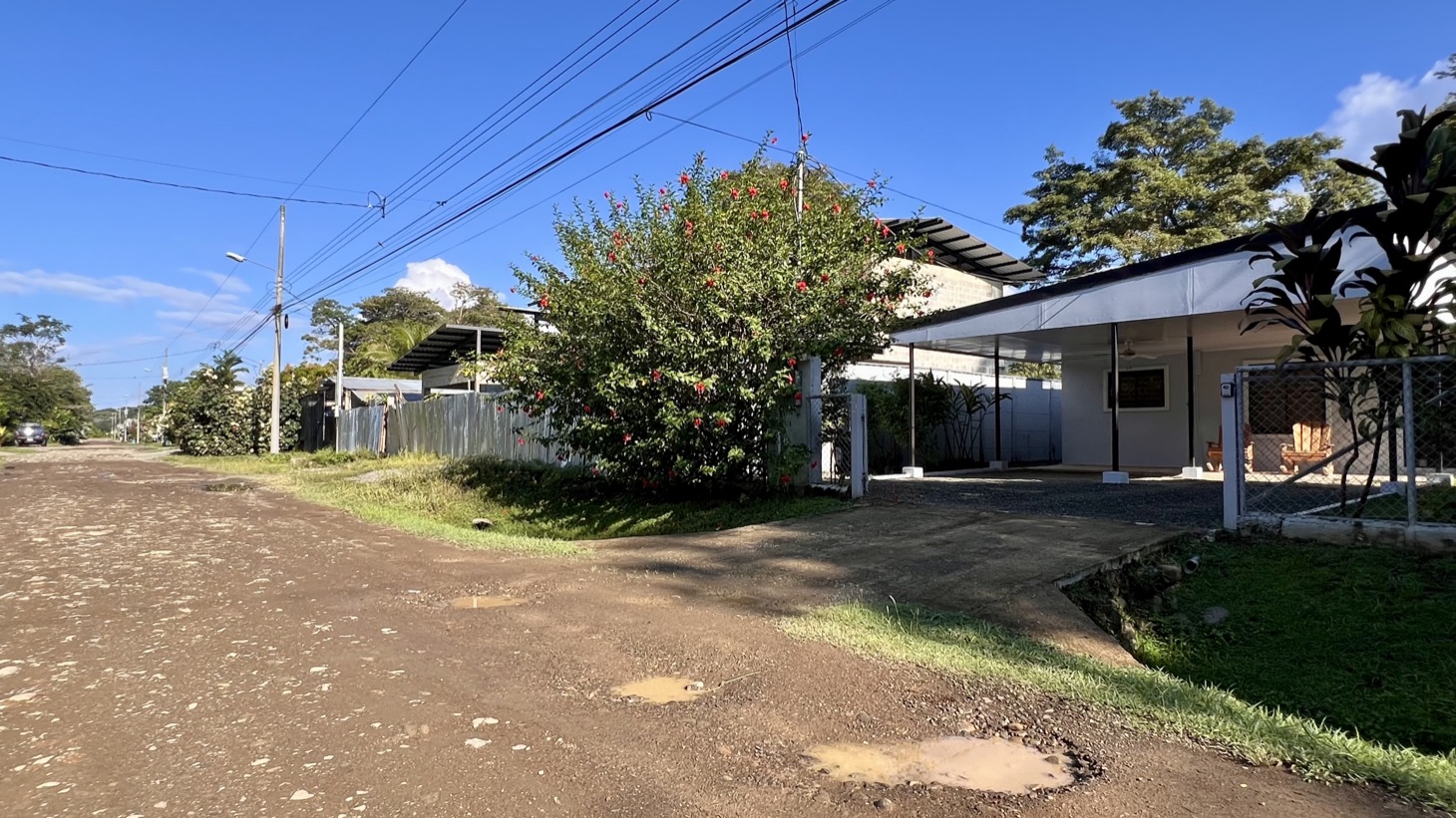 3-Bedroom Home with Large Pool and Garden in Bahía selected