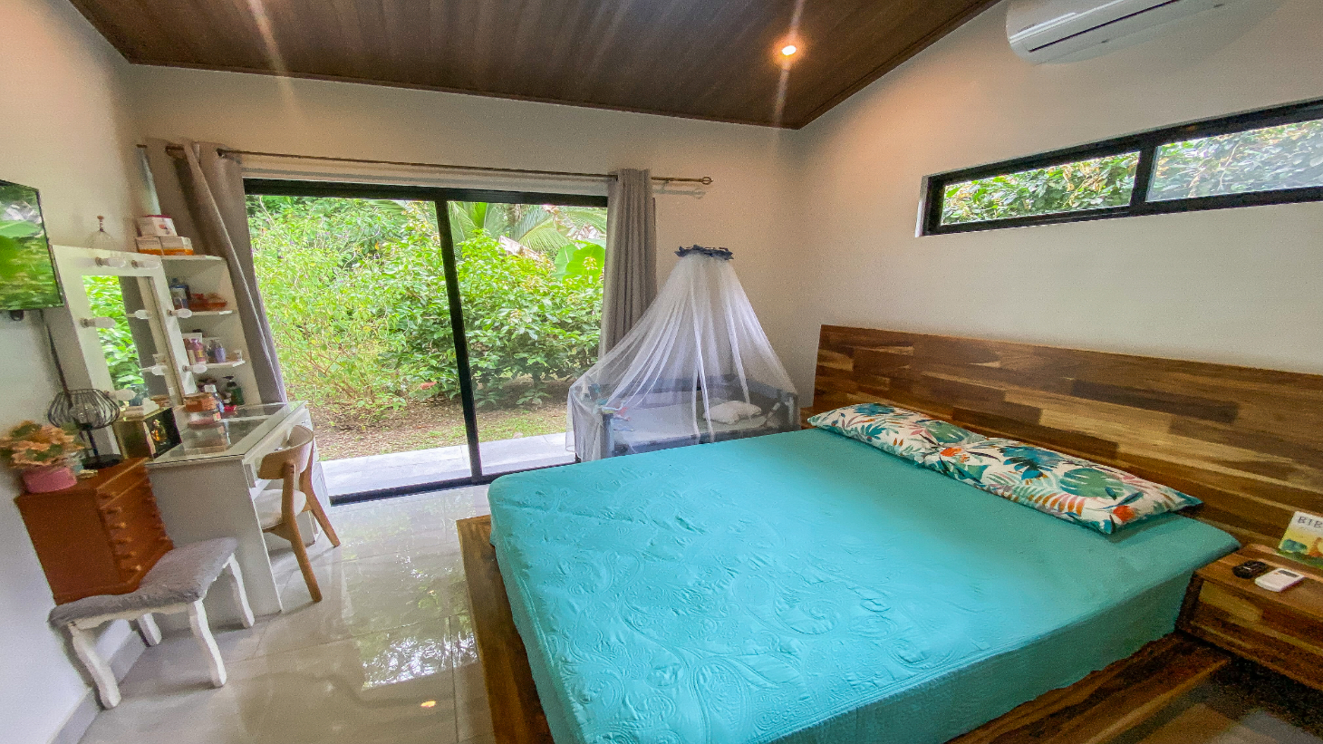 3-Bed Home on Calle Principal Ojochal with River & Jungle selected