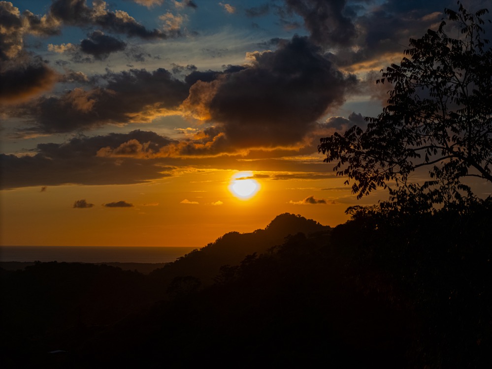 Villa Allamanda — Solar-Powered Luxury Retreat with Ocean Views in the Mountains of Tres Ríos selected