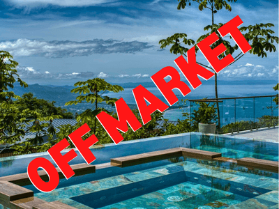 Luxurious Mountain Retreat in Costa Verde Estates: Modern Elegance Meets Natural Splendor image 1