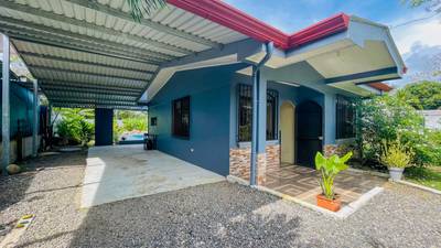 Charming Uvita Home with Private Pool & Walk-to-Everything Convenience image 5