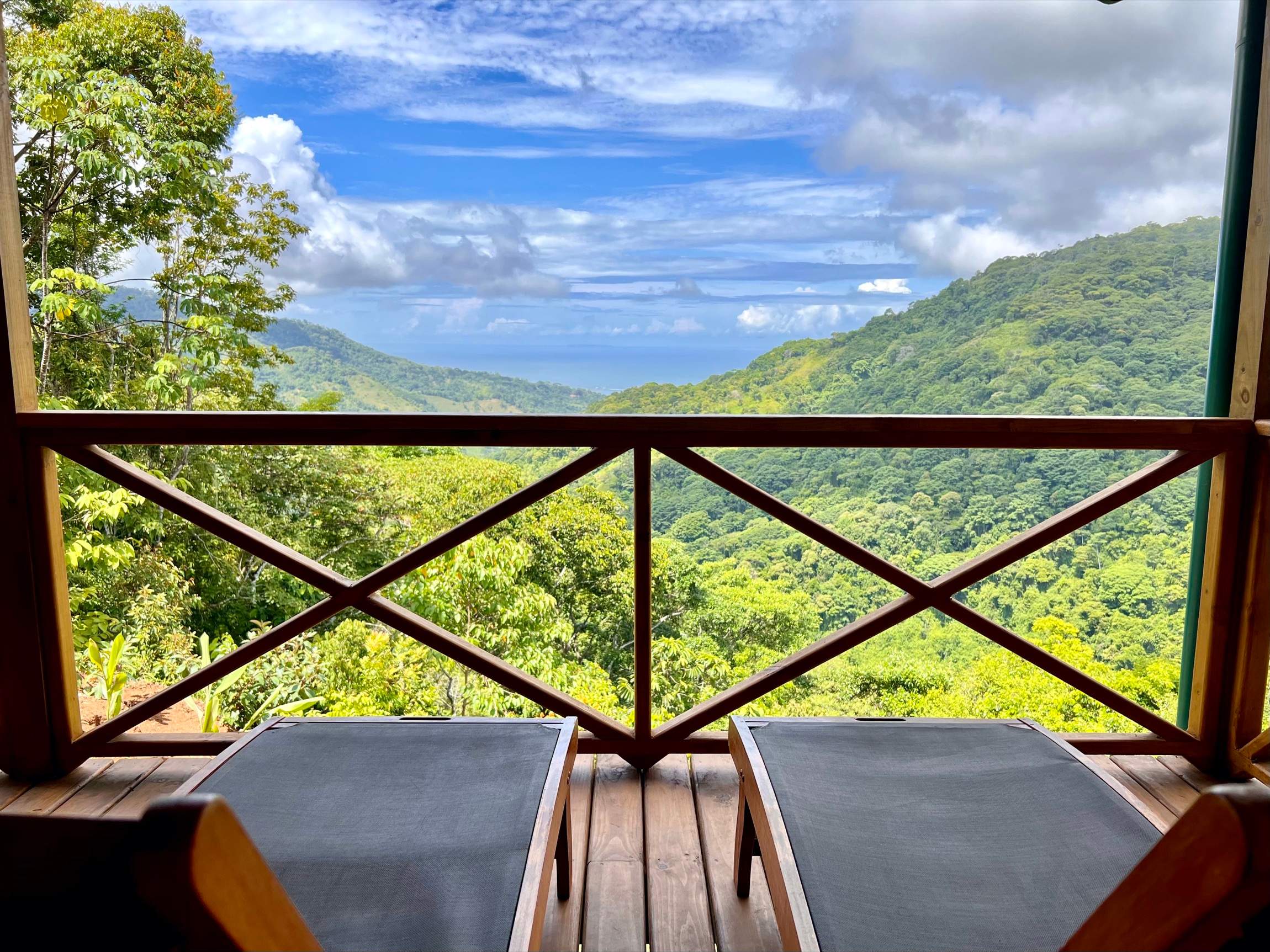 House and guest houses with Breathtaking Views and Waterfall